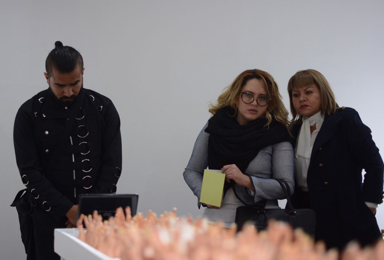 Muestra: El fin de la excepción humana en FUGA