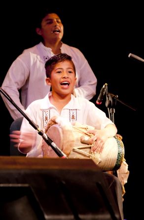 Cantaoras, el Alma de un Pueblo