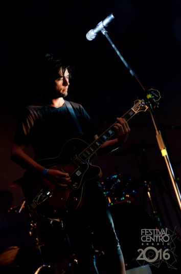 Laura y la Máquina de escribir en Festival Centro 2016. Música Conciertos Bogotá LaFUGA