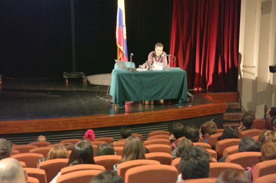 Cátedra de Historia Política 2014. Intelectuales, políticos y periodistas