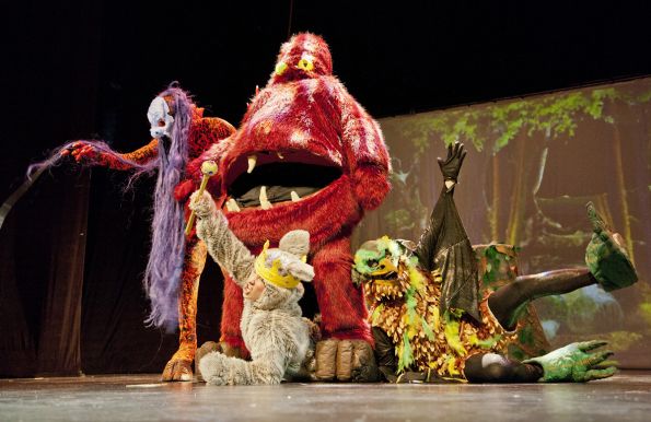 Teatro Familiar FUGA - El Rey de los Monstruos
