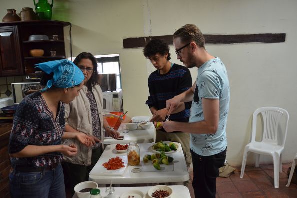 Taller Comida - El fin de la excepción humana FUGA