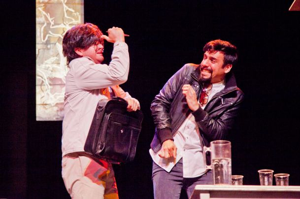 FUGA teatro | No solo los perros ladran de sed