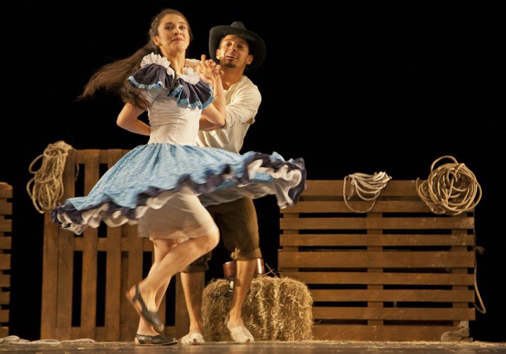 Cuando la llanura despierta - Danza - Fundación Gilberto Alzate Avendaño