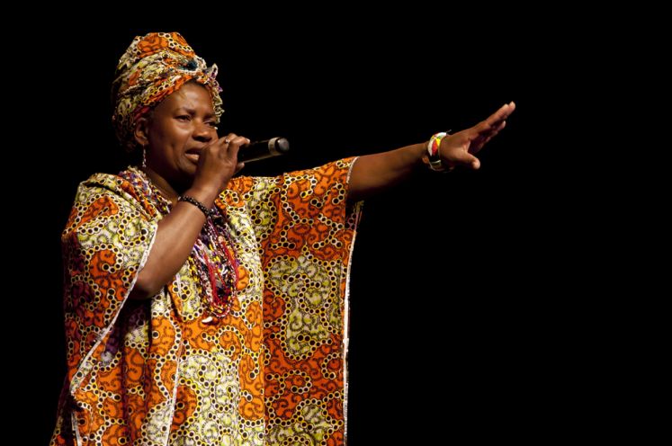 Cantaoras, el Alma de un Pueblo 