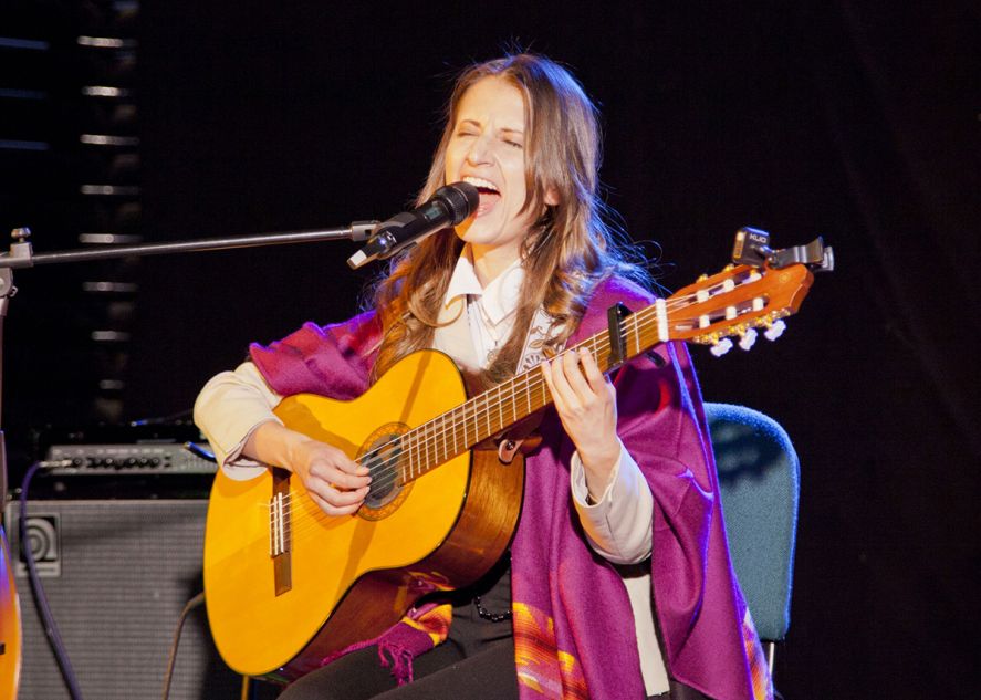 Alejandra Cantora - Peña de Mujeres FUGA